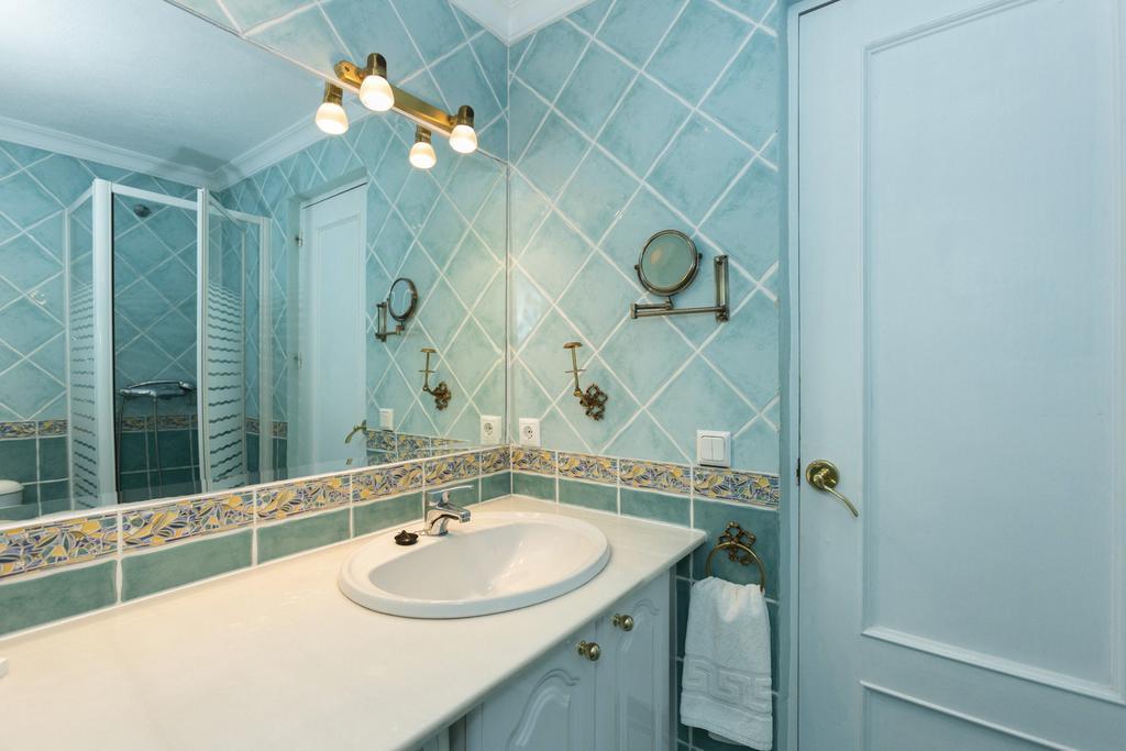 הוילה מארבלה Old Town House With Terrace מראה חיצוני תמונה